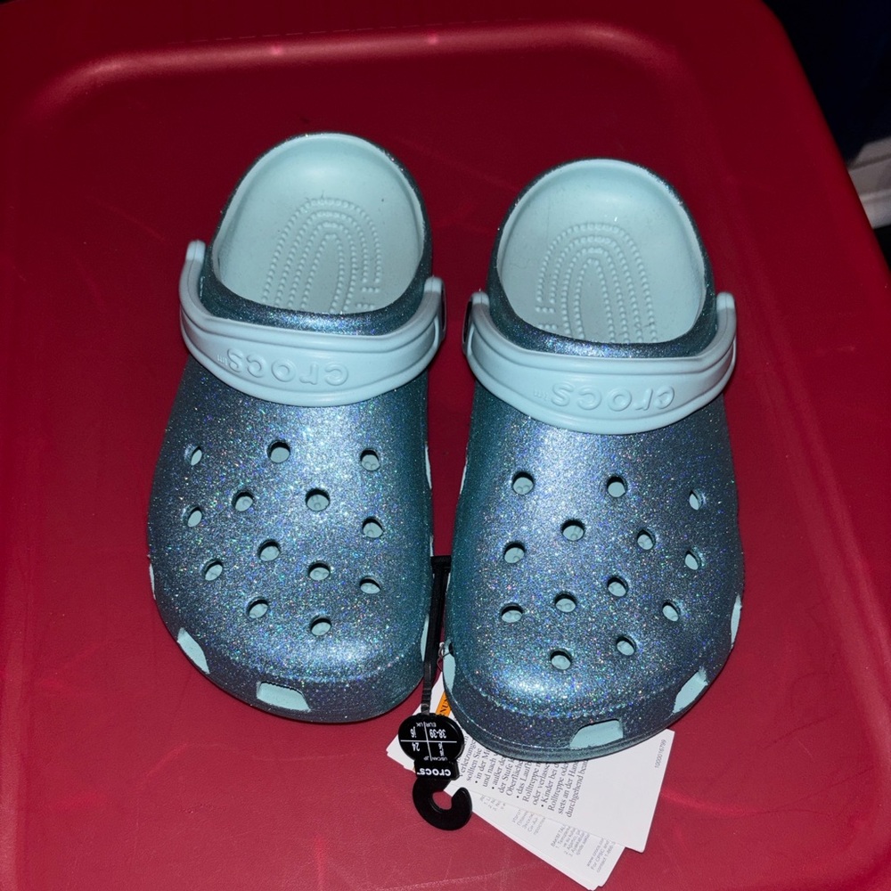 Crocs blue classic glitter clog